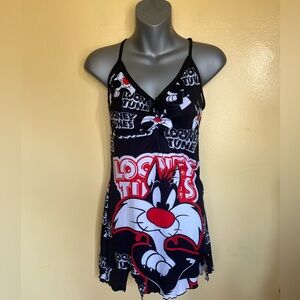 Looney Tones Pijamas size small made in colombian color black and white